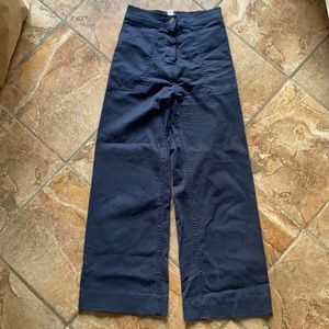 NWOT Lou and Grey Barrel Pant, Navy, Size 2